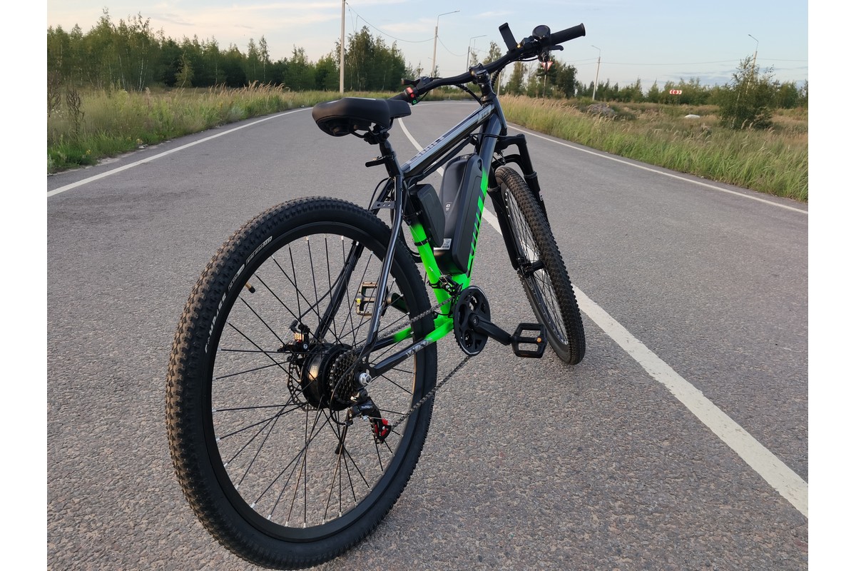 Амортизационная вилка велосипеда